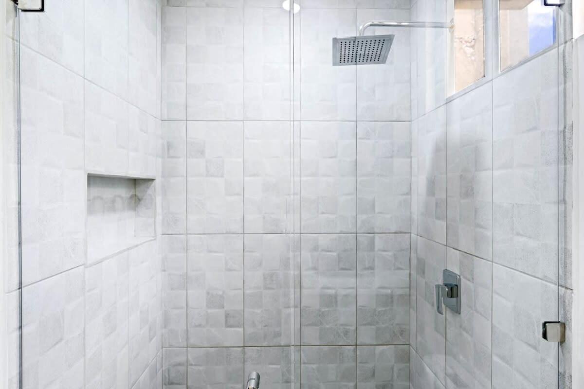 Apartment 2-bd Beauty With Pool, Walk To Coco