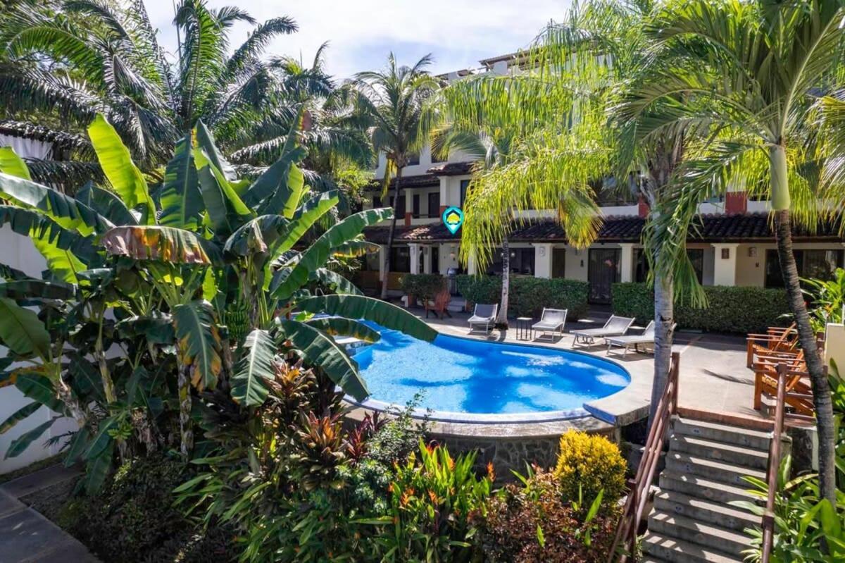 Apartment 2-bd Beauty With Pool, Walk To Coco