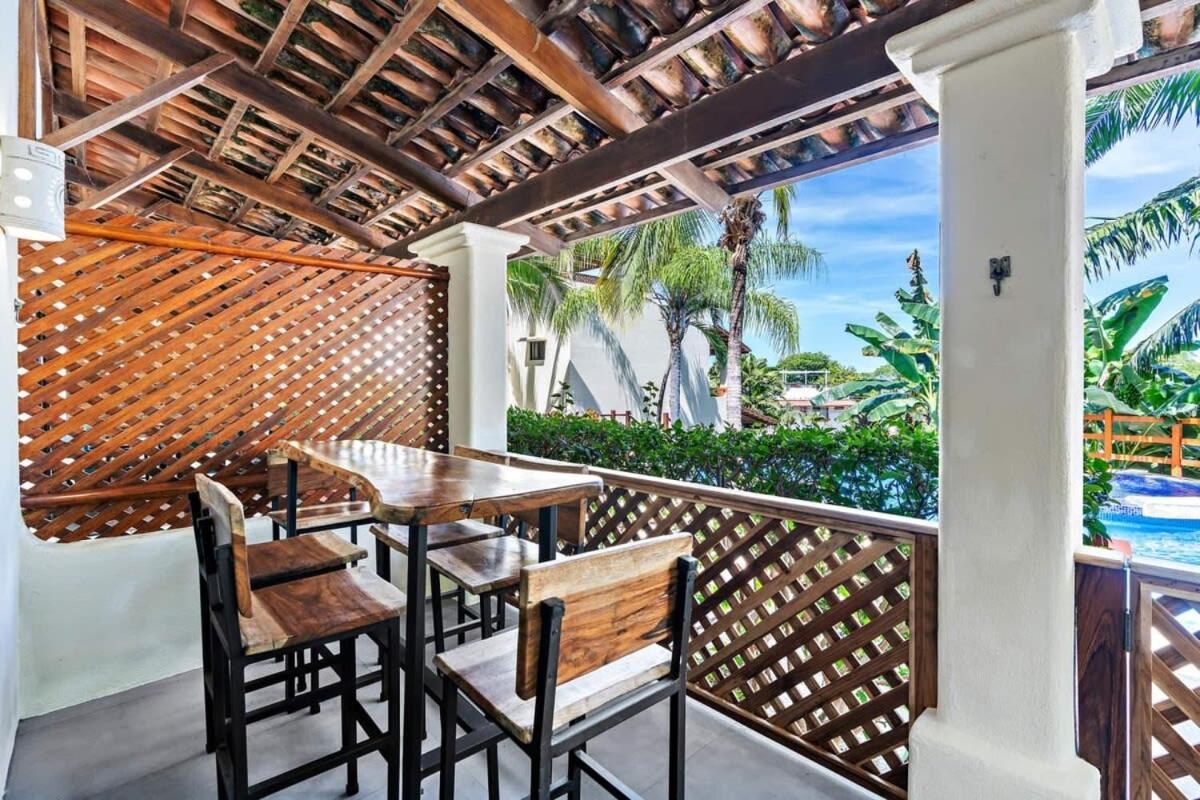 2-bd Beauty With Pool, Walk To Apartment Coco