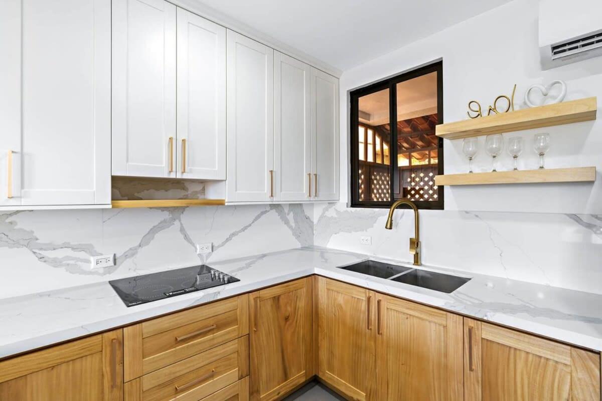 2-bd Beauty With Pool, Walk To Apartamento *