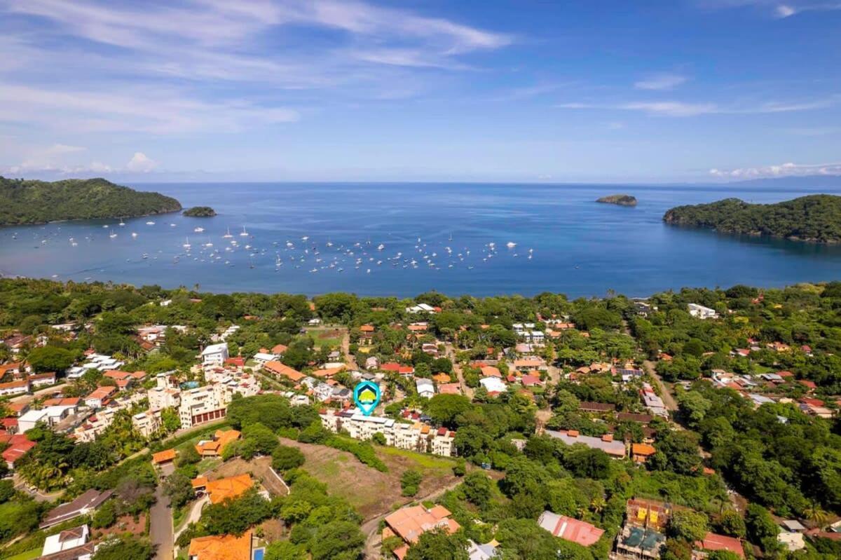Apartamento 2-bd Beauty With Pool, Walk To *